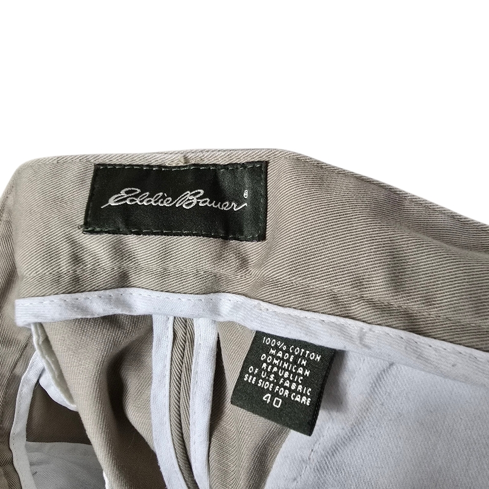 Eddie Bauer Khaki Shorts 40 - Picture 6 of 6